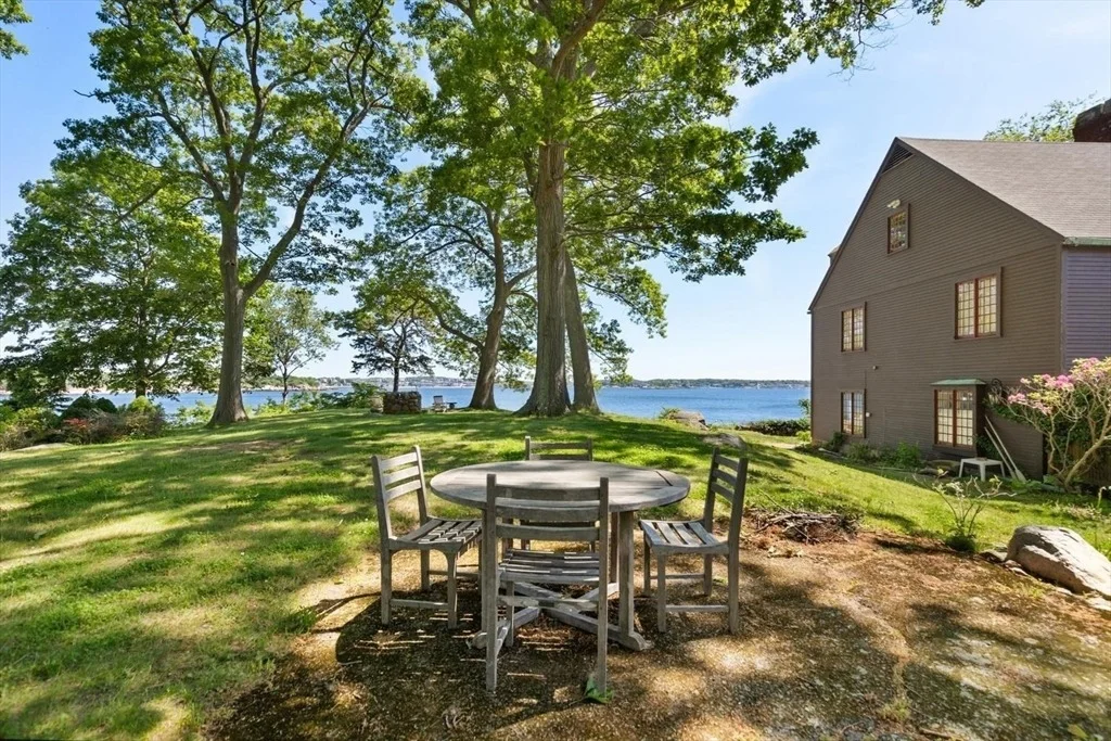 Photo of 69 Dolliver Neck Rd