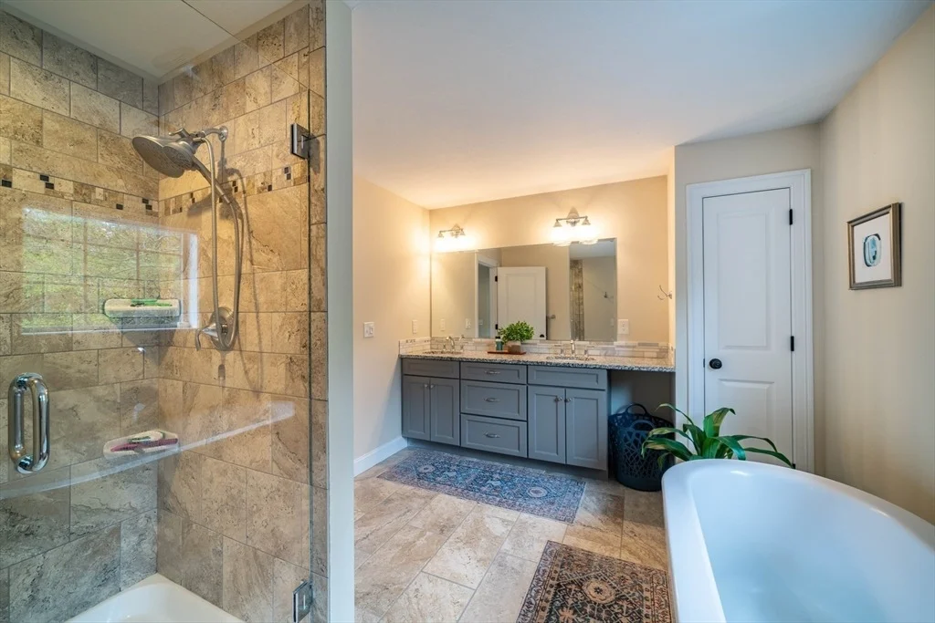 Photo of 249 Sylvester Rd