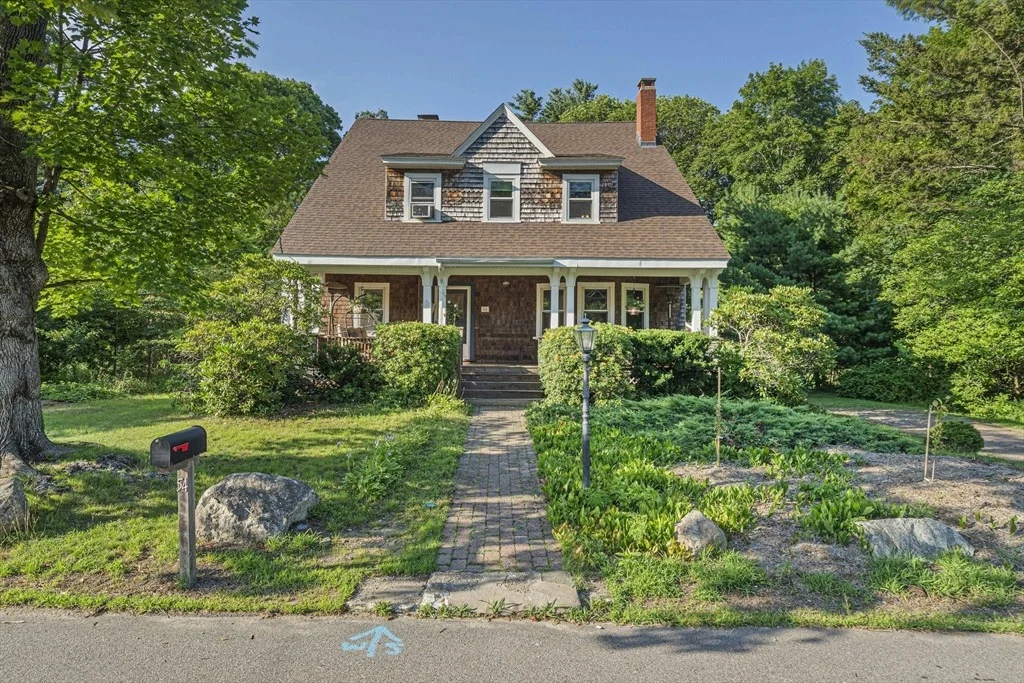 Photo of 54 Brook Rd