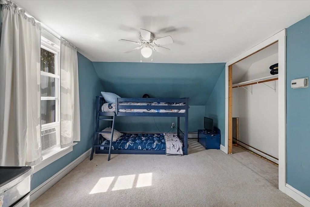 Photo of 92 Oak Ave