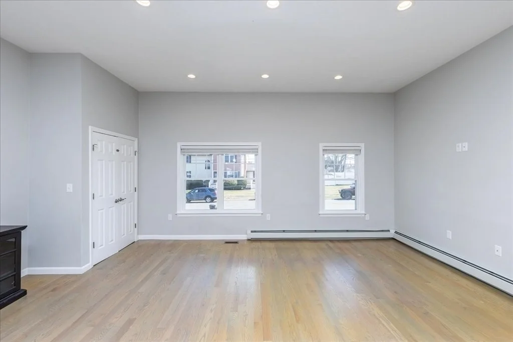 Photo of 8 Dana Rd