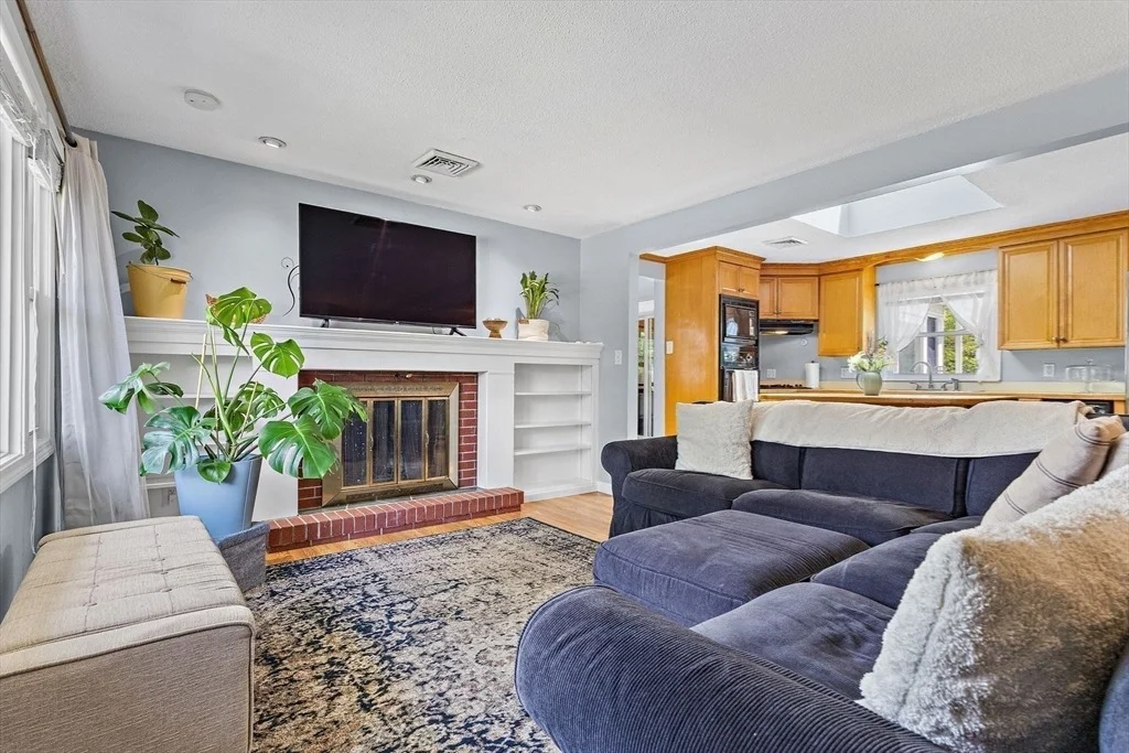 Photo of 28 Lillian Ter