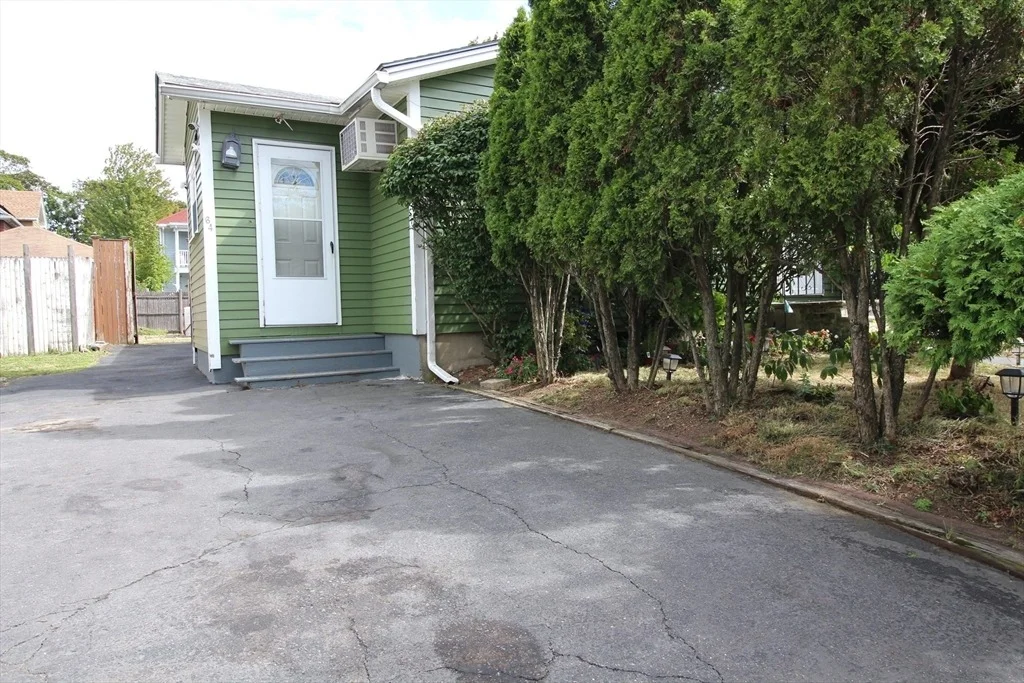 Photo of 64 Allerton St