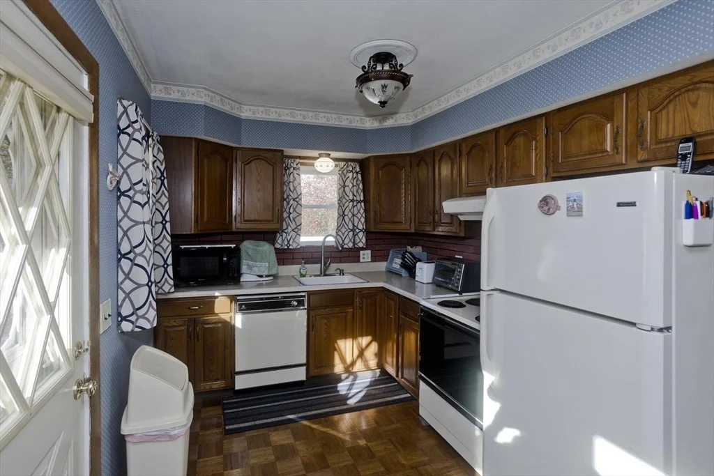 Photo of 68 7th Ave