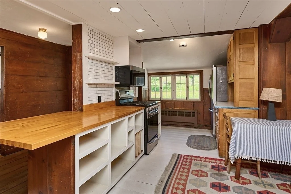 Photo of 40 Whately Glen Road
