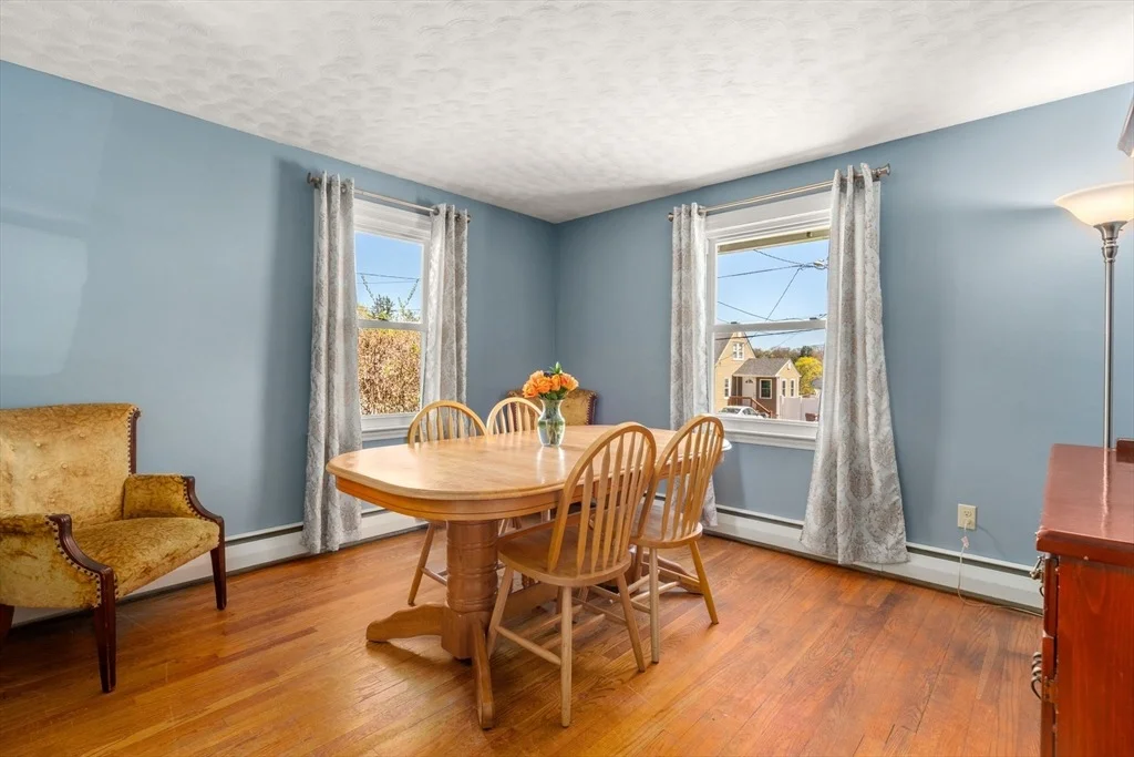 Photo of 14 Davis Rd