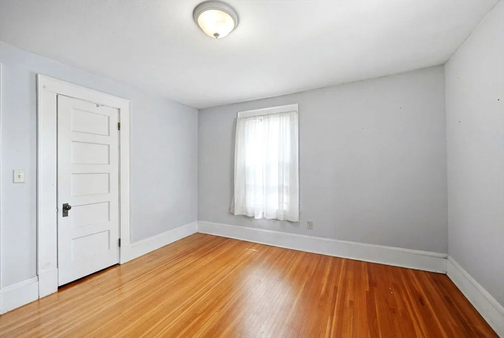 Photo of 105 Pine St