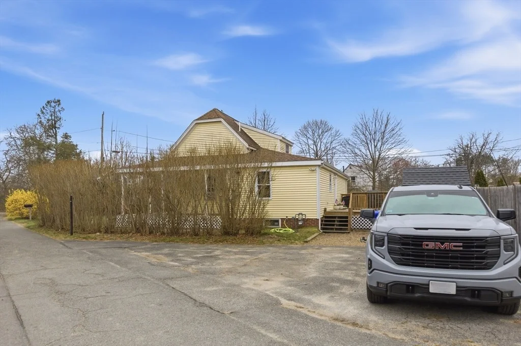 Photo of 13 Harrison Ave