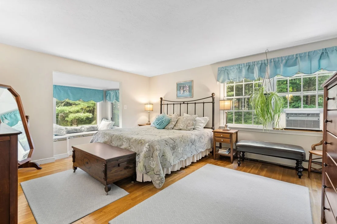 Photo of 28 Lady Slipper Cir