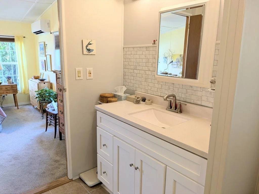 Photo of 10 Jefferson Way