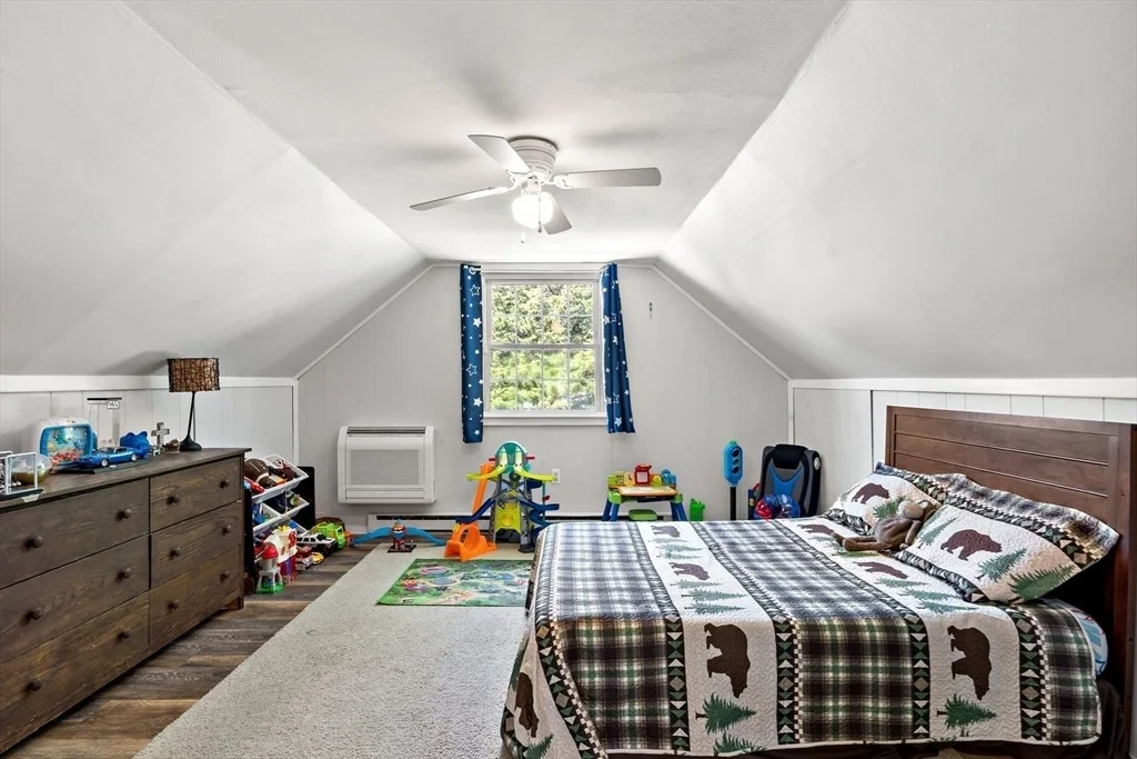 Photo of 80 Briggs Ln