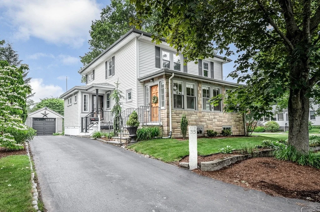 Photo of 35 Warren Avenue