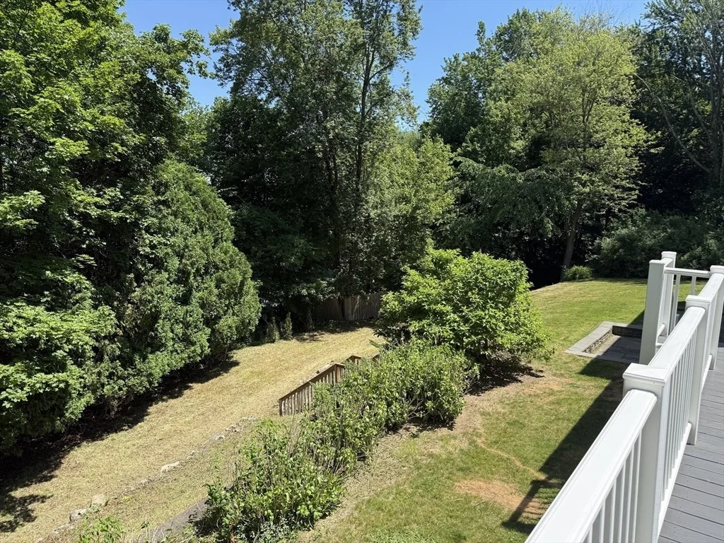 Photo of 6 Crestview Dr