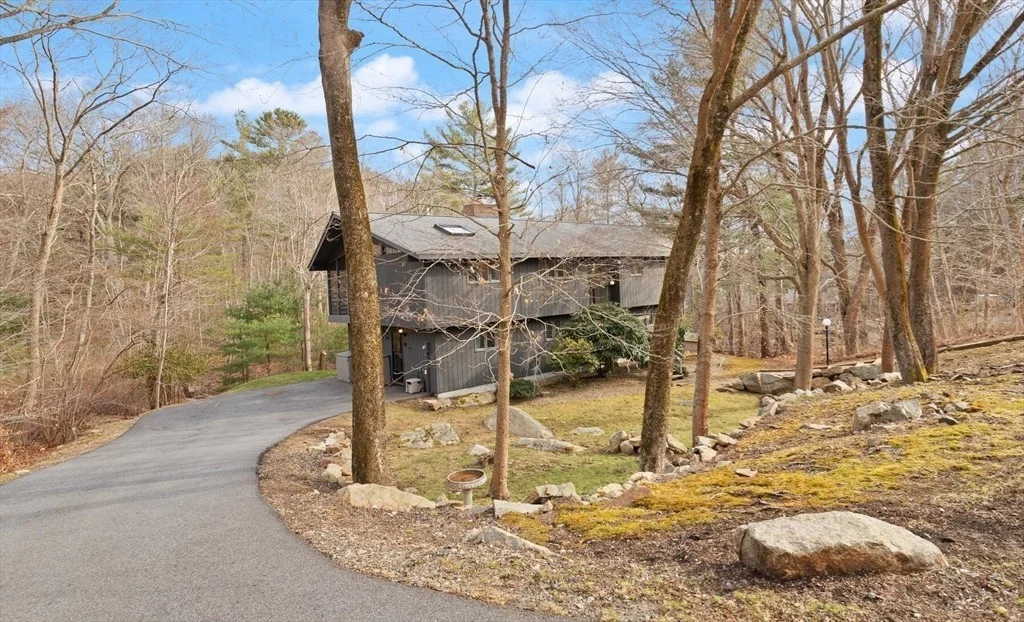Photo of 16 Ledgewood Road