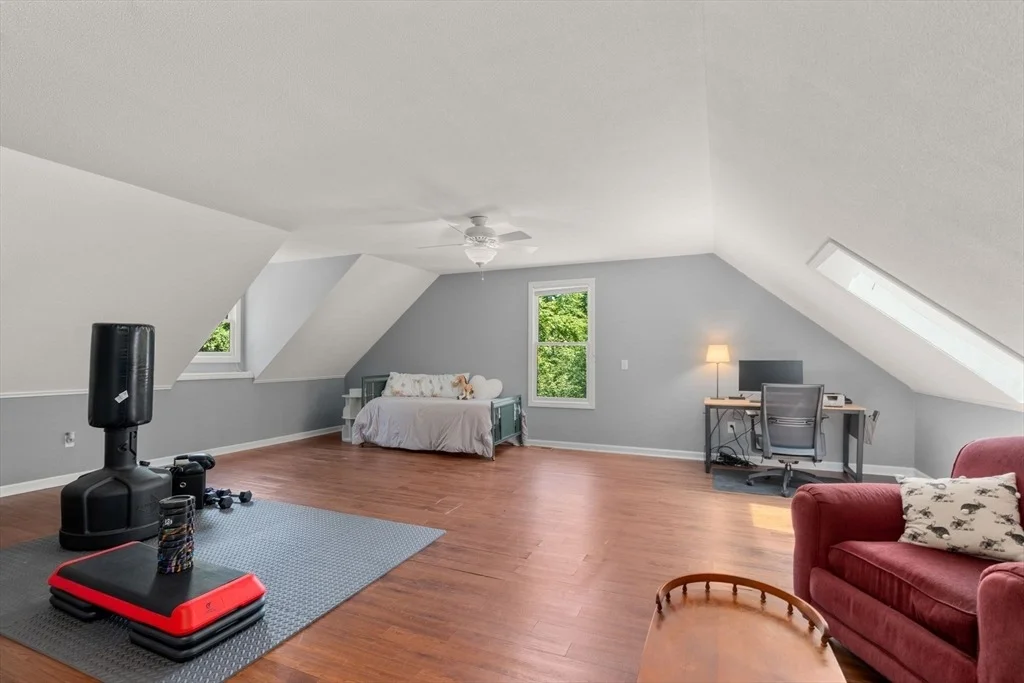 Photo of 180 Loomis Ridge