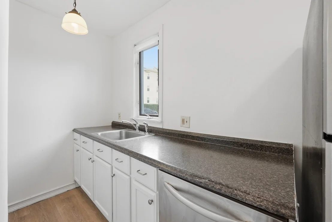 Photo of 165 Fairmont Ave