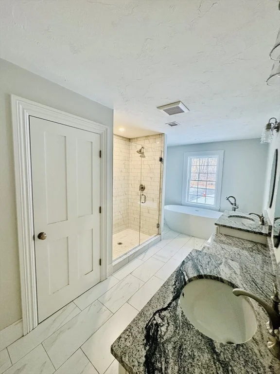Photo of 118 Randall Rd