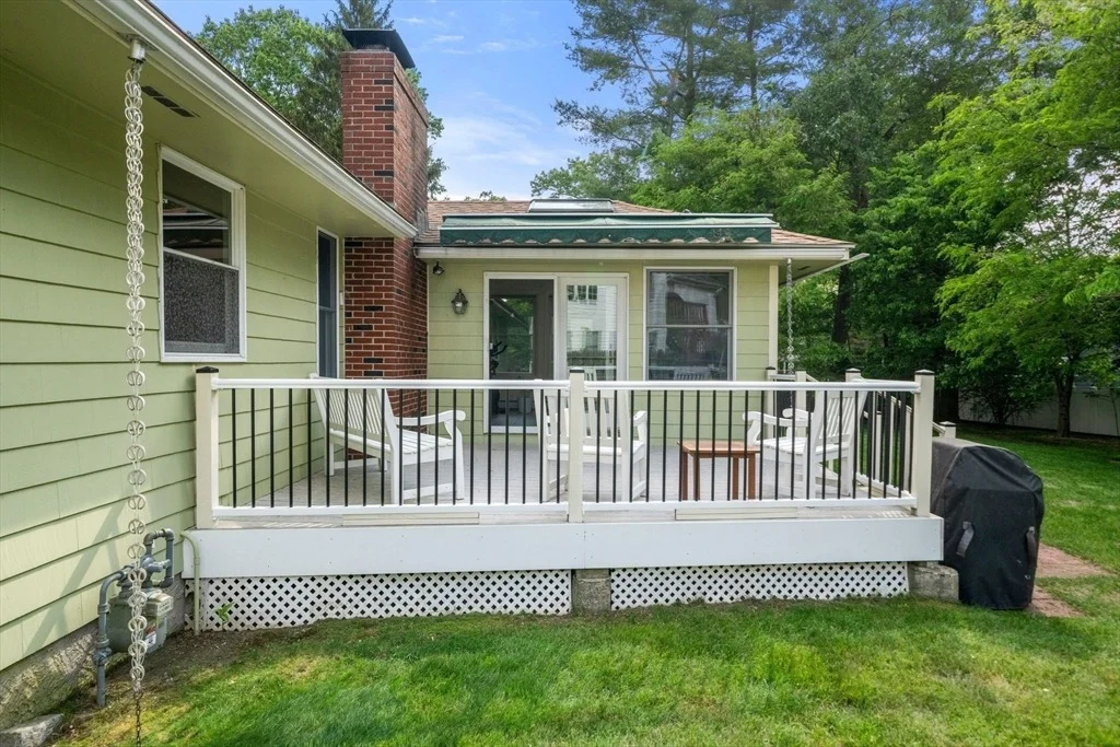 Photo of 21 Cedarcrest Rd