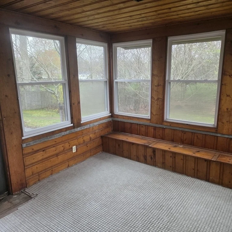 Photo of 30 Woodcrest Road