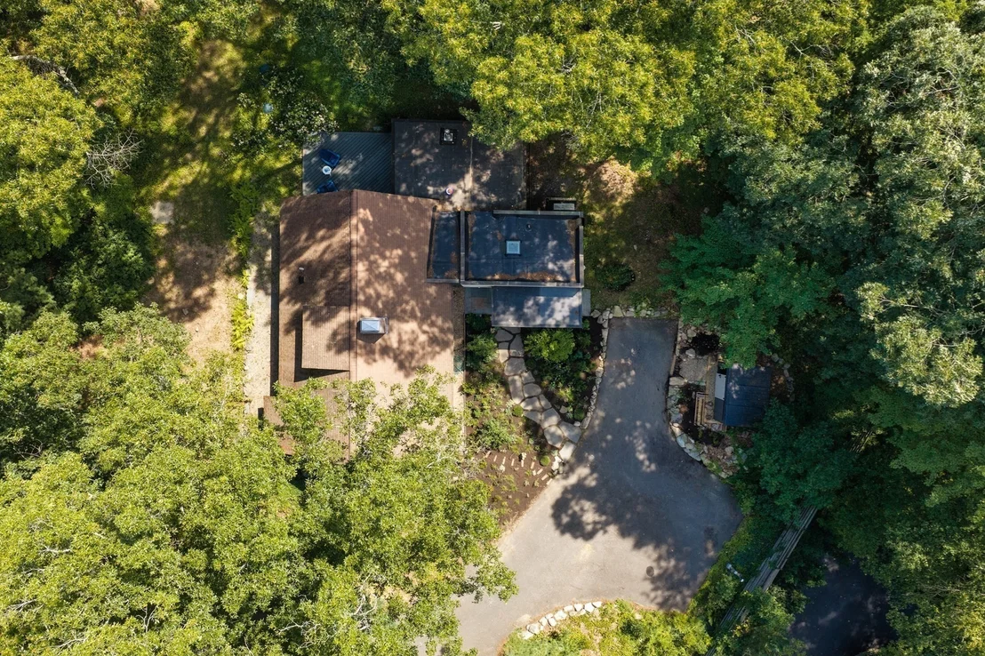 Photo of 102 The Valley Rd
