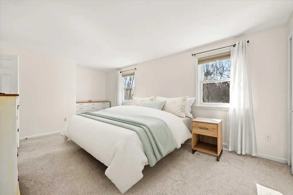 Photo of Unit 1 at 6 Robin Circle