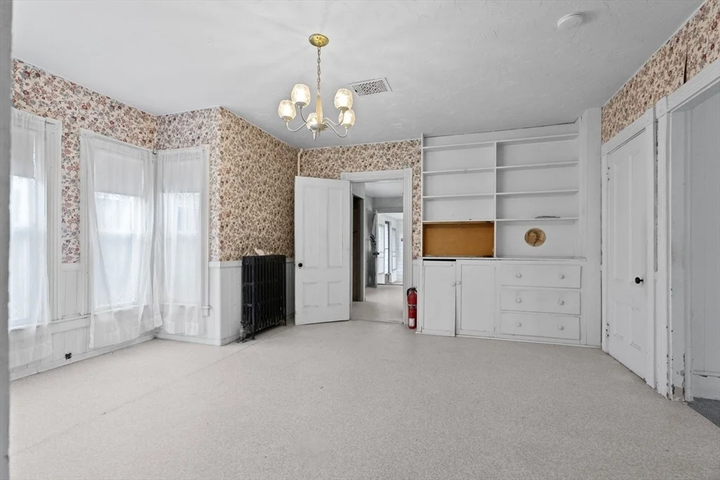 Photo of 11 Maple Ave