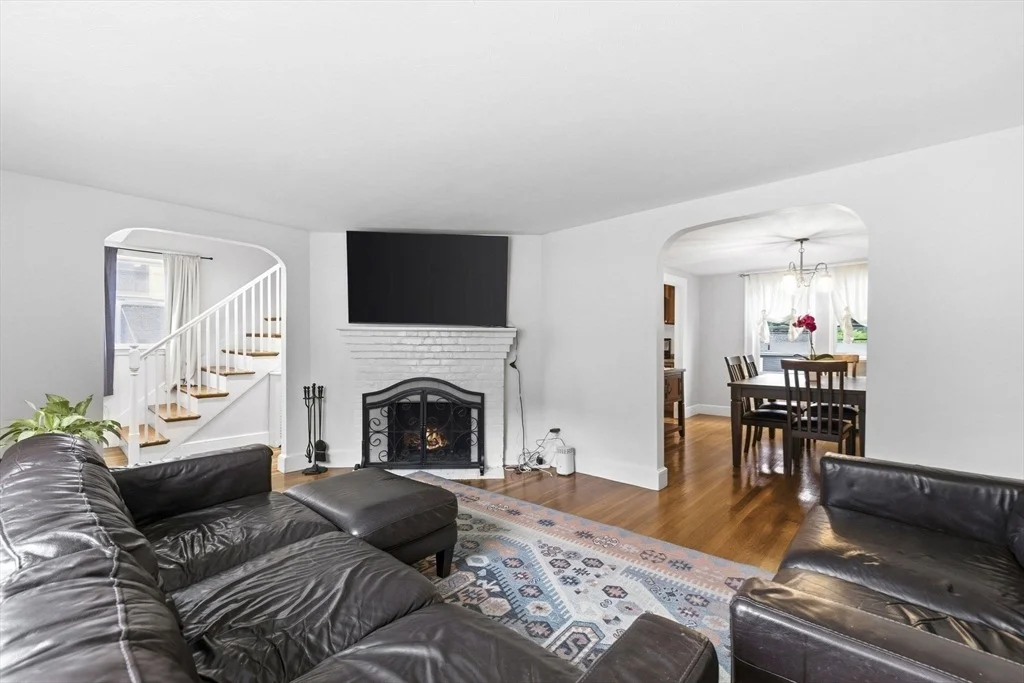 Photo of 78 Range Ave