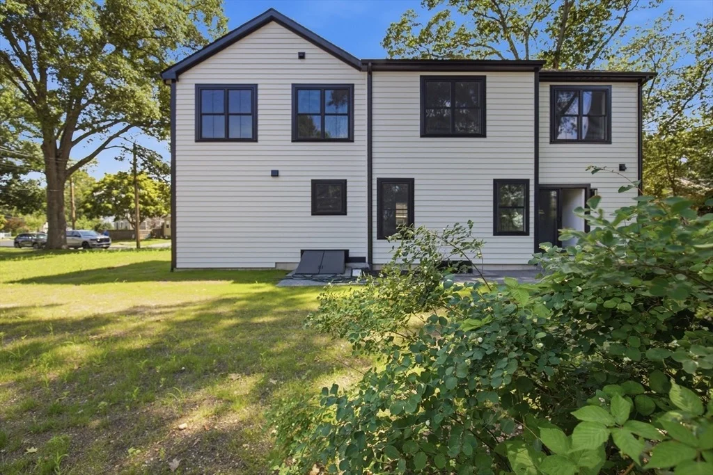 Photo of 61 Mcalee Ave