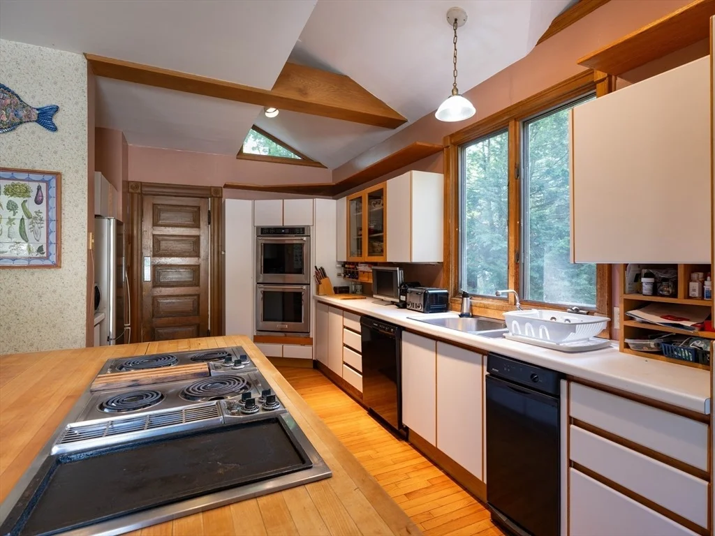 Photo of 51 Harrison Ave