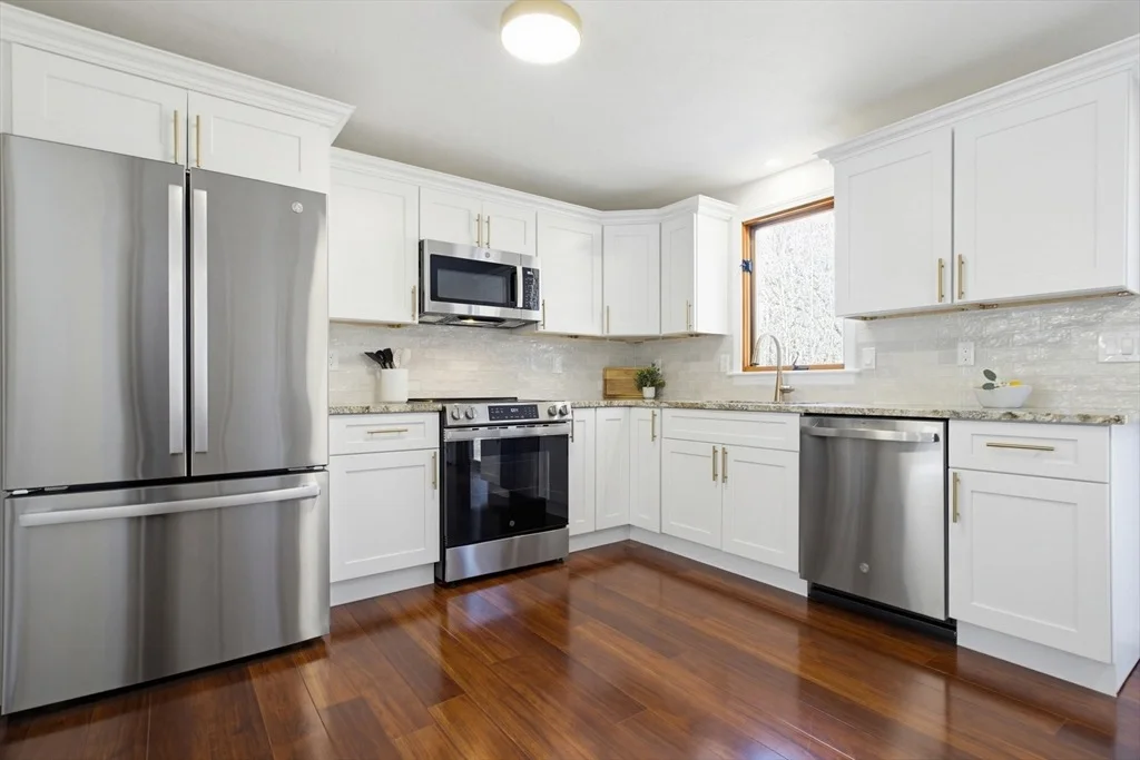 Photo of 3 Charnock Cir