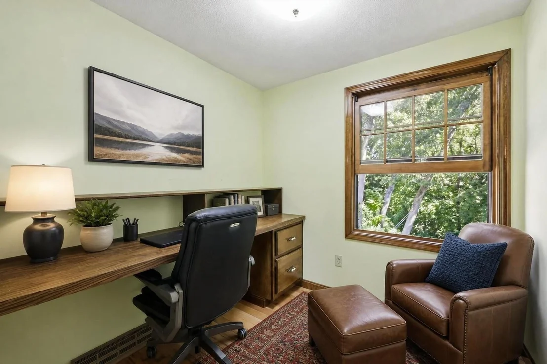 Photo of 227 Telegraph Ave