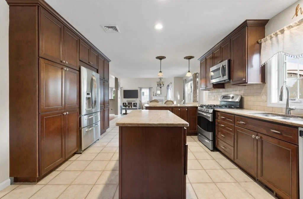 Photo of 4 Gemma Dr
