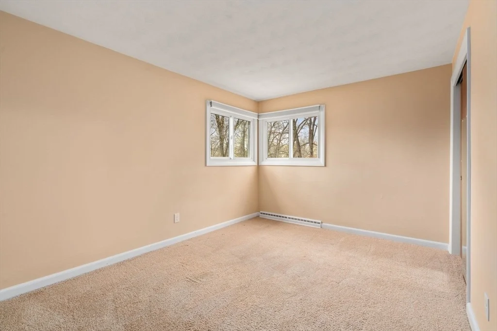 Photo of 18 Royce Rd