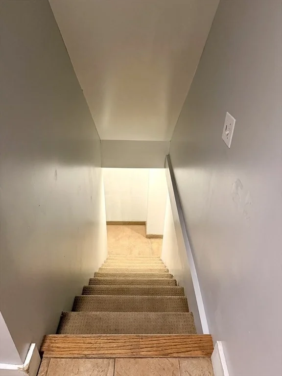 Photo of 180 Russell Rd
