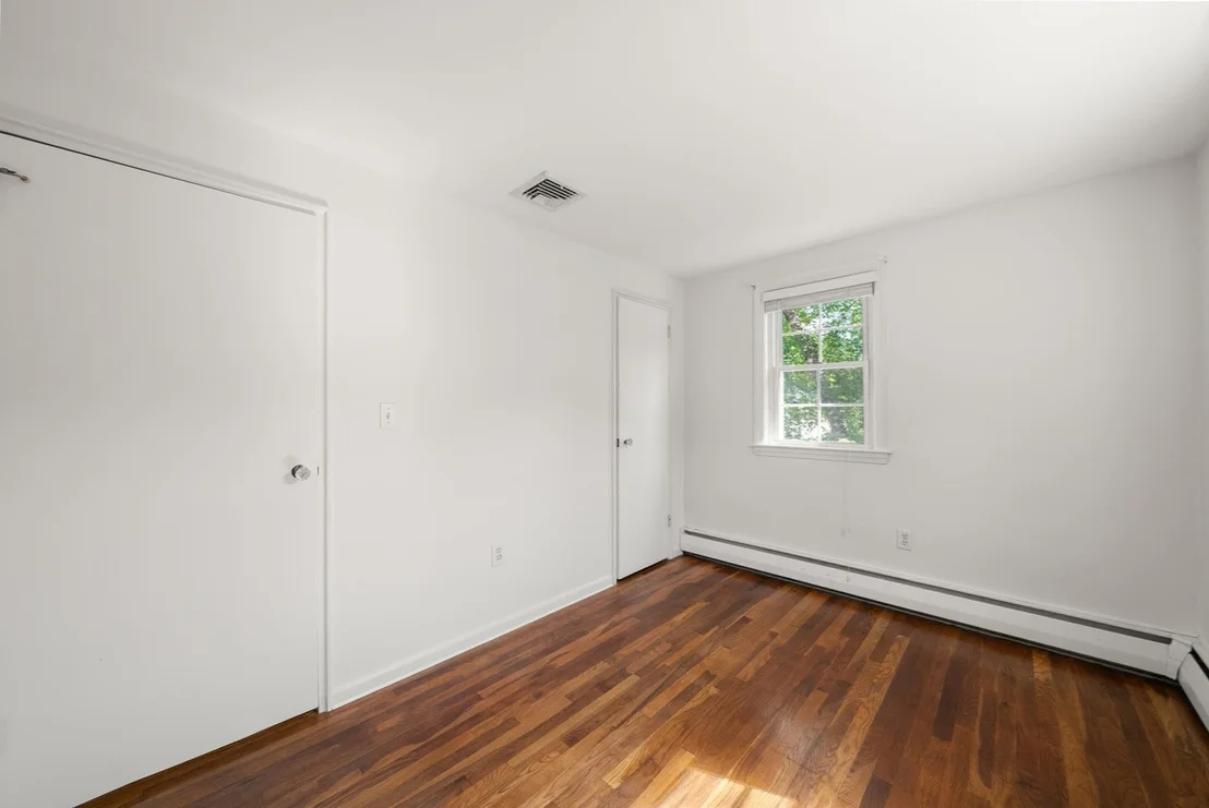Photo of 4 Carson Rd