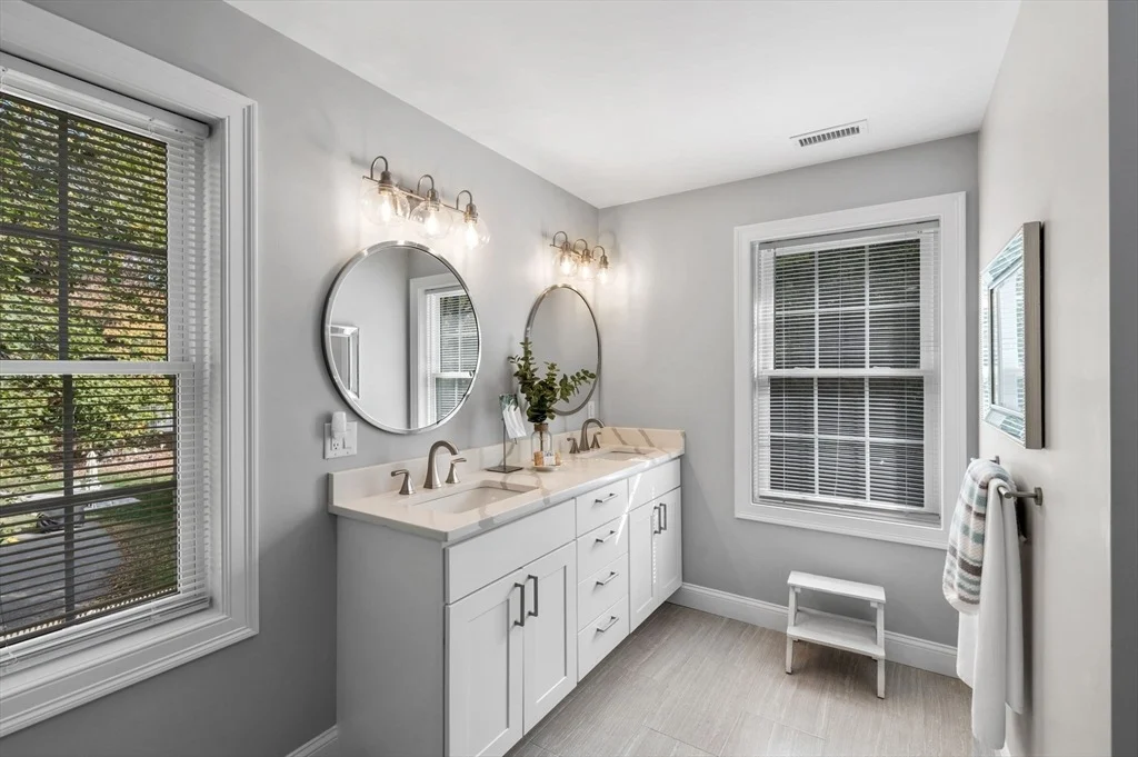 Photo of Unit B at 49 Maple Street