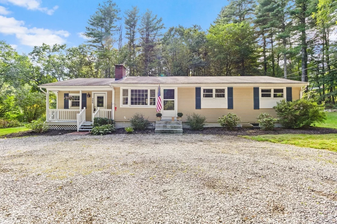 Photo of 266 Harvard Road