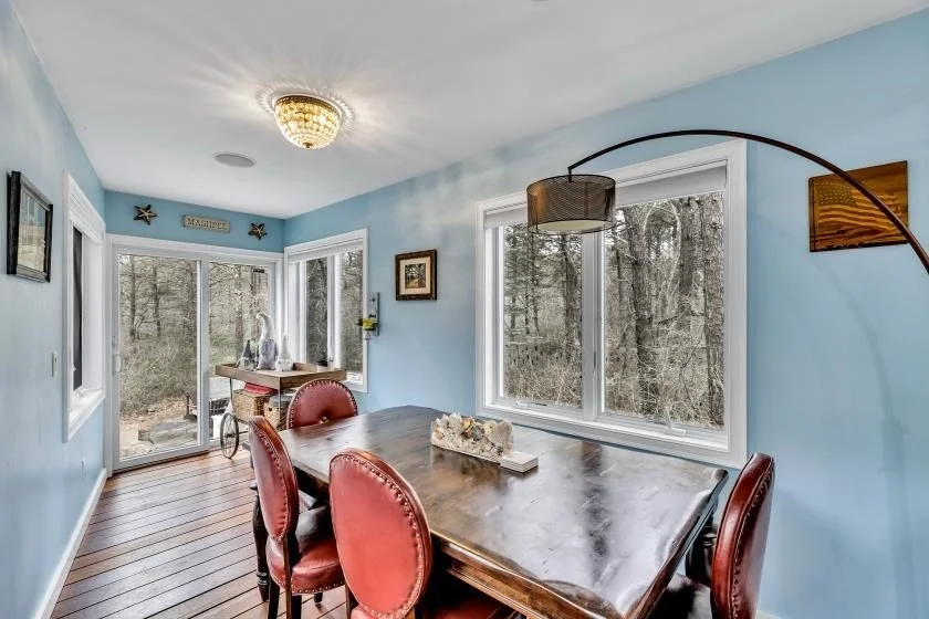 Photo of 304 Red Brook Rd