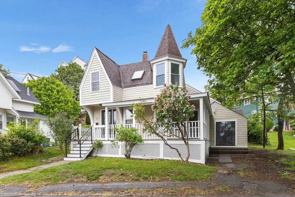 Photo of 136 Locust Way