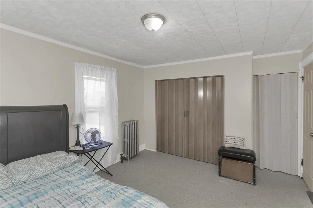 Photo of 15 Merida St