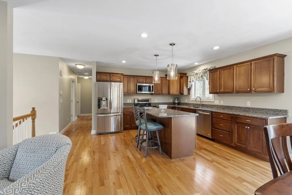 Photo of 32 Steele St