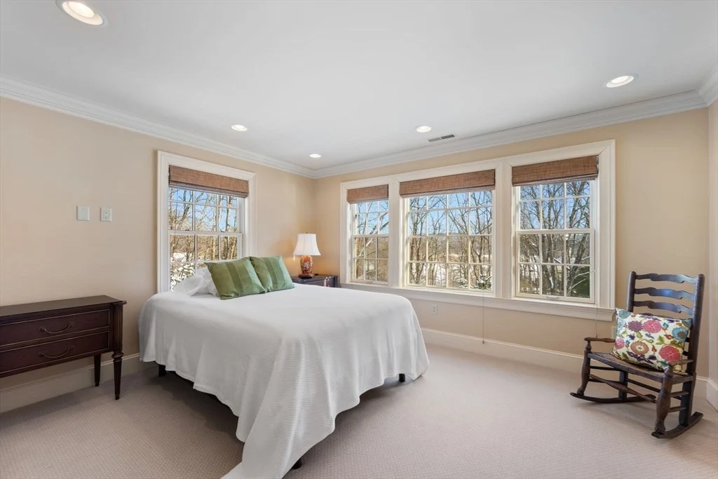 Photo of 6 Eveningstar Drive