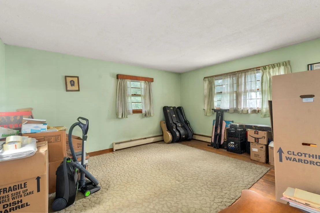 Photo of 10 Everett St