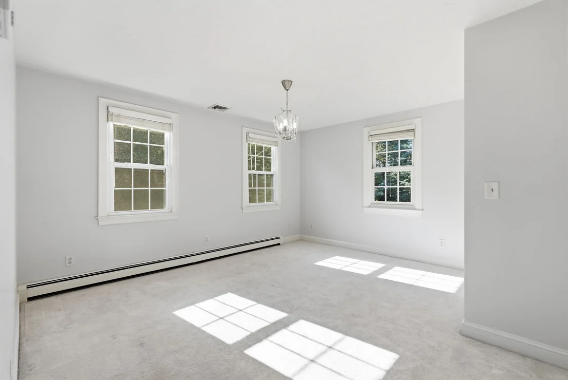 Photo of 154 Old Spring St