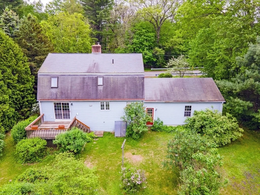 Photo of 486 Turners Falls Road