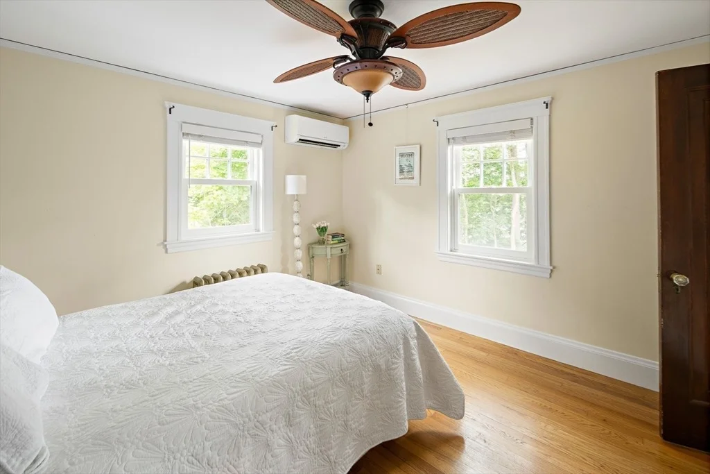 Photo of 162 Forest St