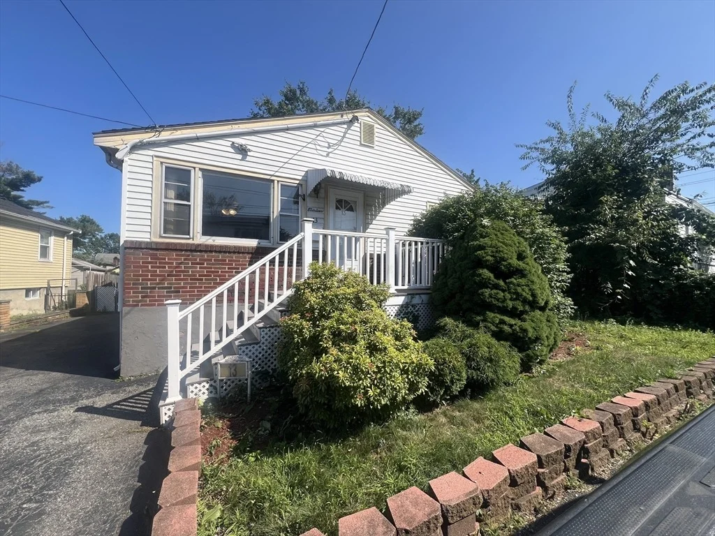 Photo of 13 Lantern Rd