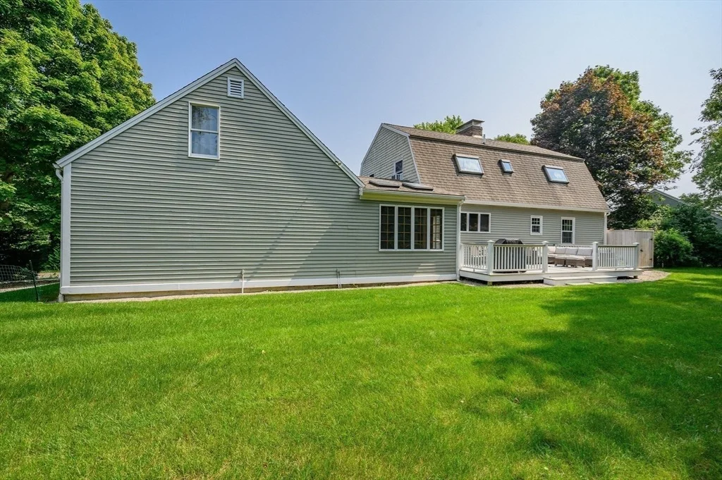 Photo of 17 Cedar Point Cir