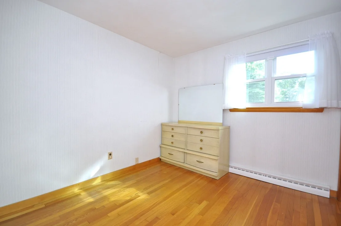 Photo of 122 Sunset Dr