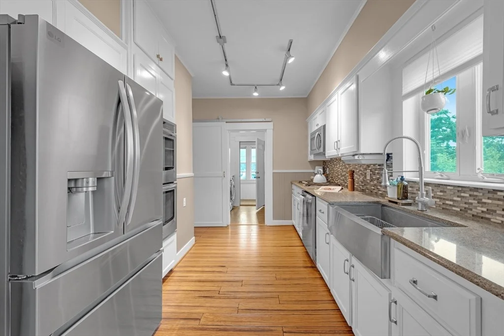 Photo of 14 Tahanto Rd
